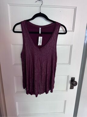 Z Supply Metallic Plum V-Neck Tank NWT from South Moon Under